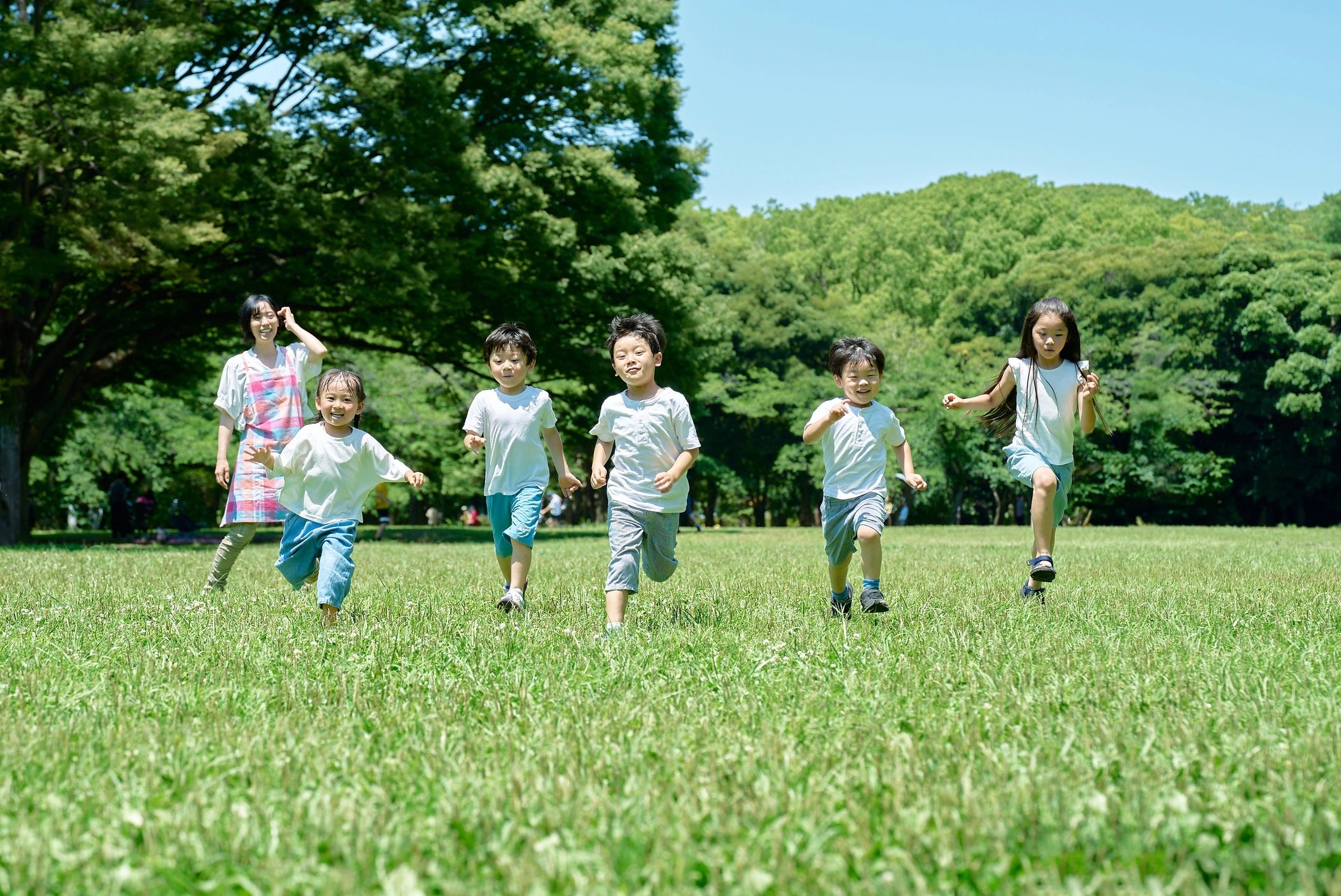 outdoor play kids daycare